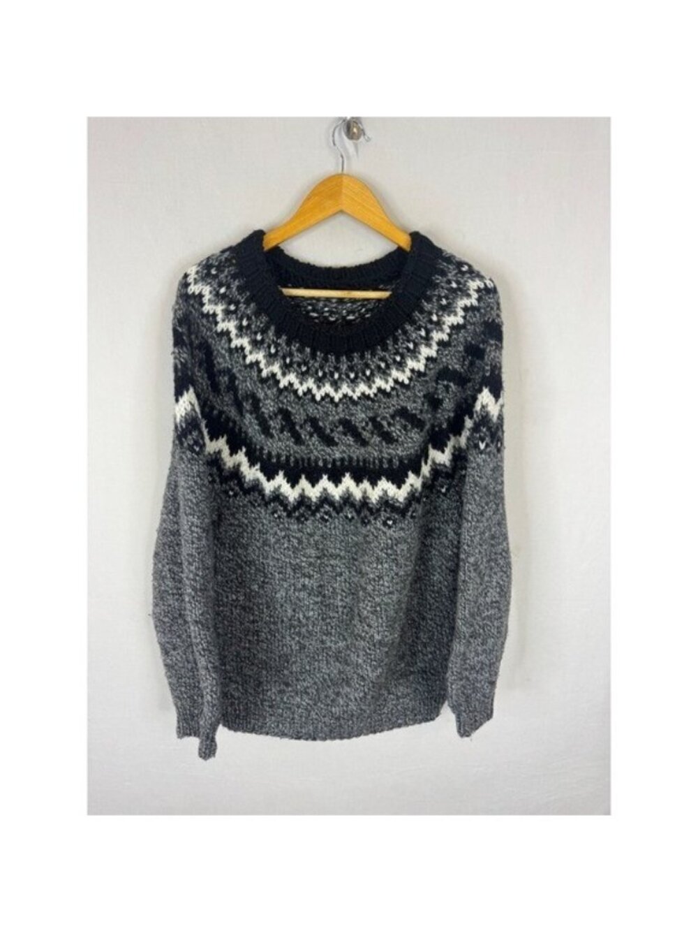 Fair Isle Chunky Knit Crewneck Sweater Gray Black White Nordic Yoke Pullover M